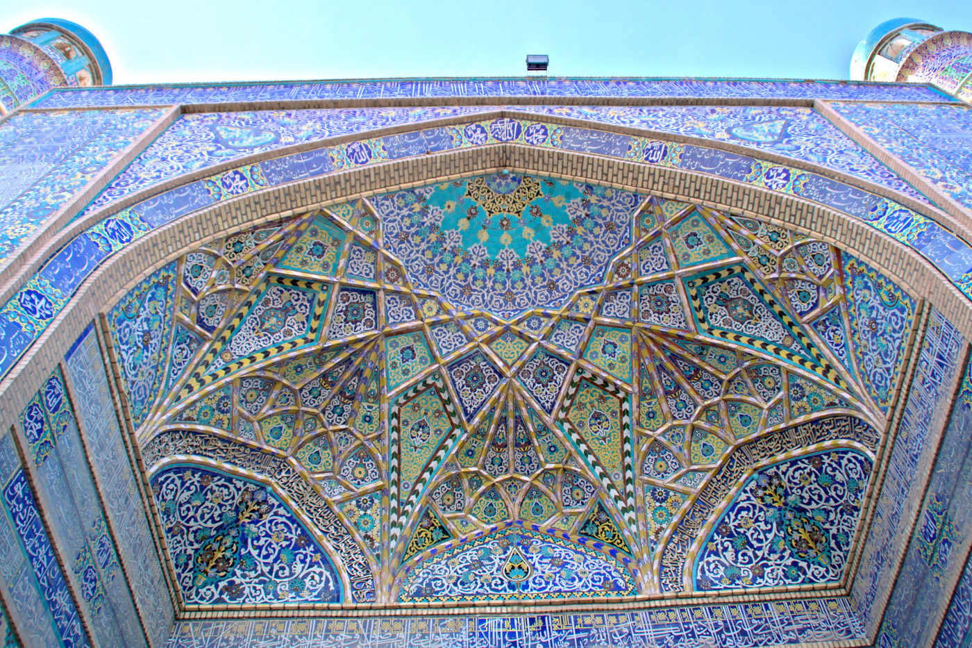 Detailaufnahme der Kachel-Ornamentik an der Freitagsmoschee von Herat